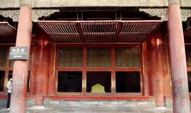 江汉石油管理局支摘仿古门窗的结构特点是怎样的
